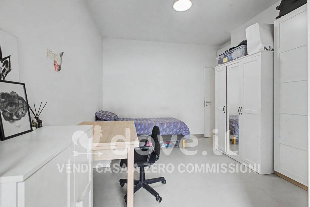 appartamento in vendita a Milano in zona Vigentino