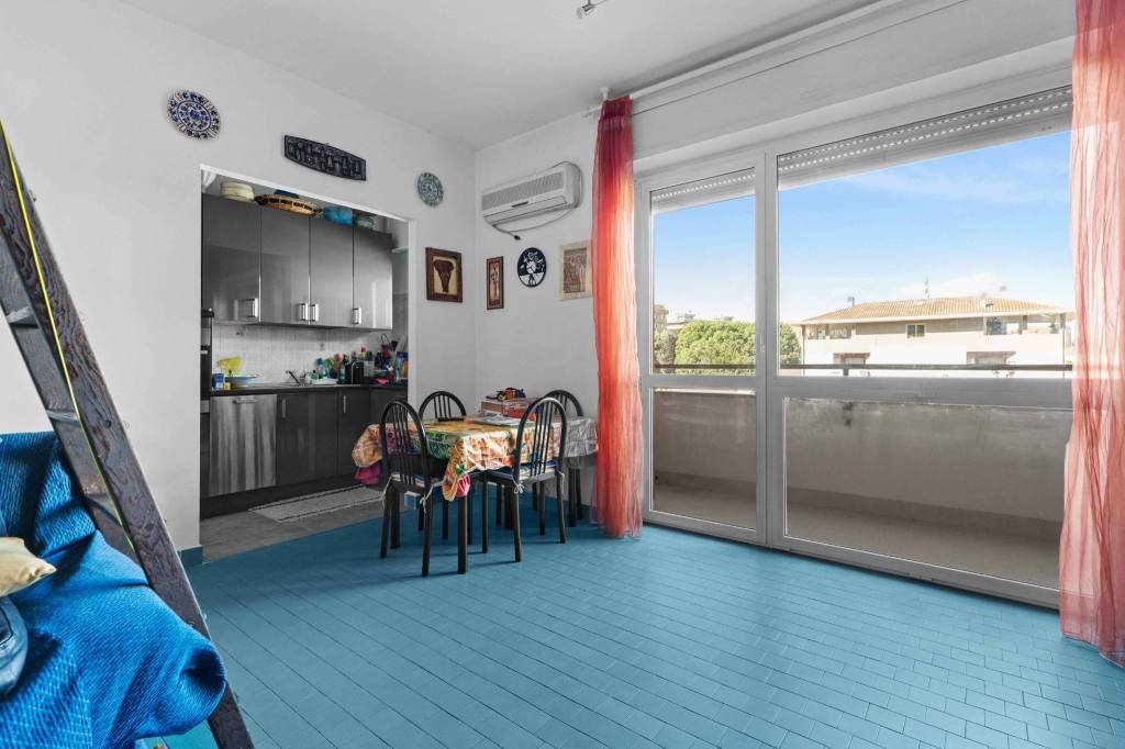 appartamento in vendita a Milano in zona Famagosta
