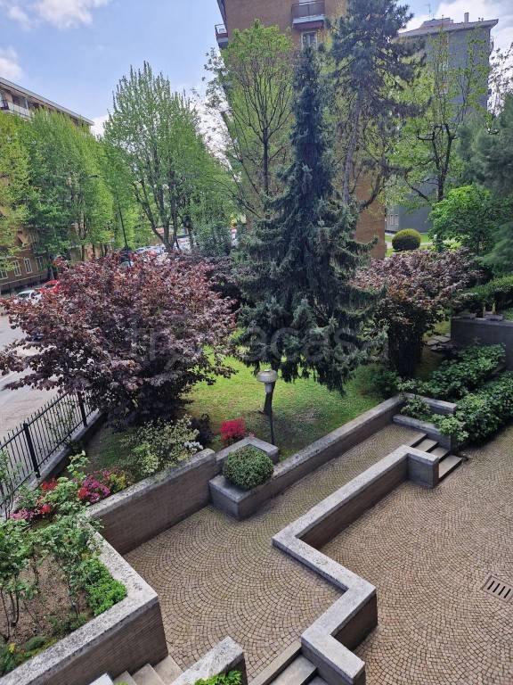 appartamento in vendita a Milano in zona San Siro