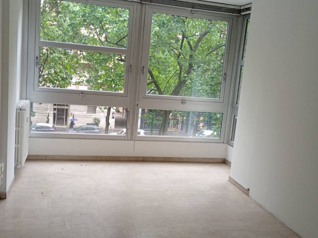 appartamento in vendita a Milano in zona XXII Marzo