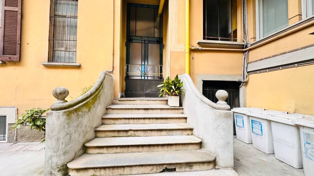 appartamento in vendita a Milano in zona Porta Romana