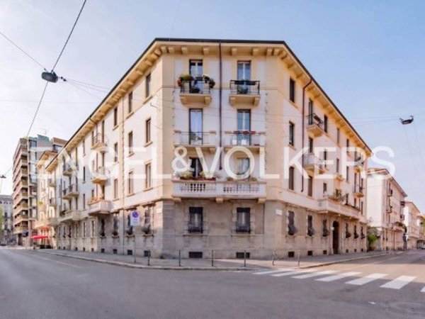 appartamento in vendita a Milano in zona Parco Solari