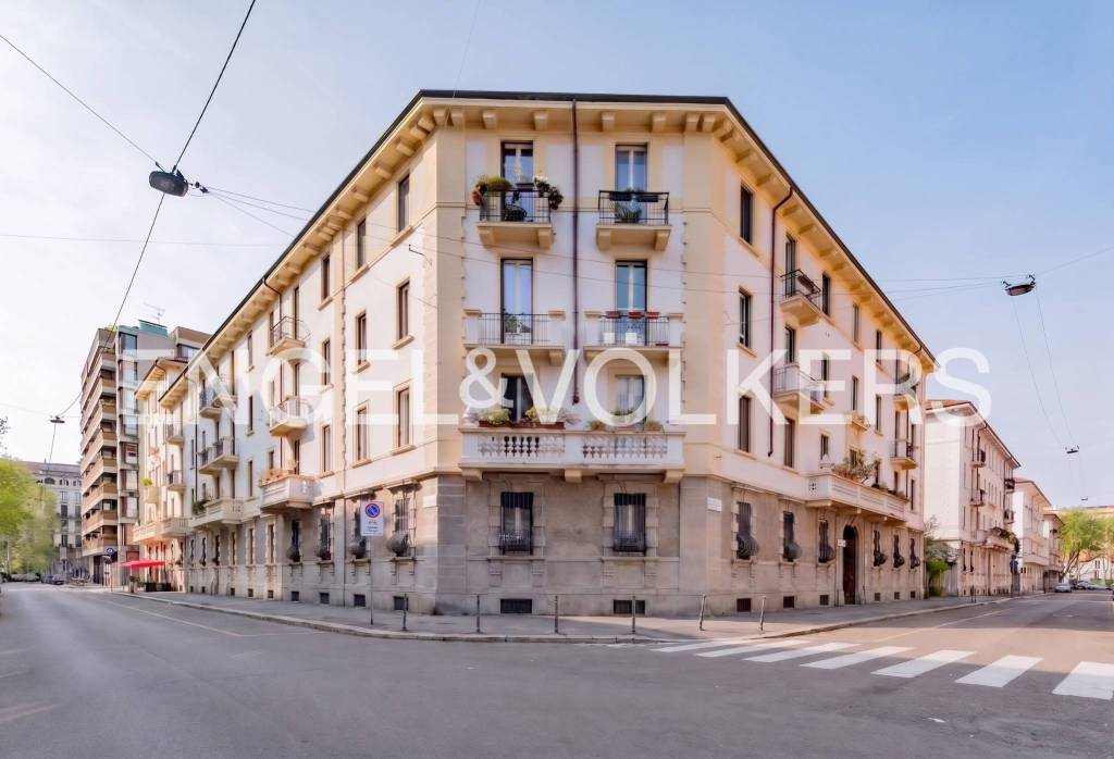 appartamento in vendita a Milano in zona Parco Solari