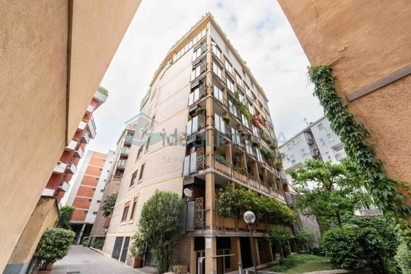 appartamento in vendita a Milano in zona Città Studi