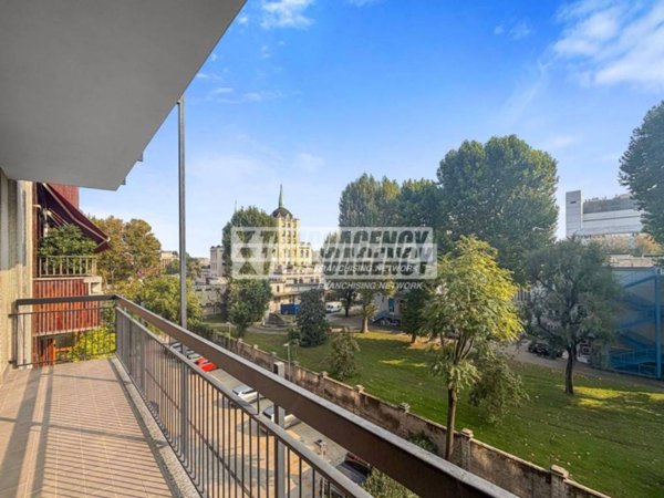 appartamento in vendita a Milano in zona Città Studi