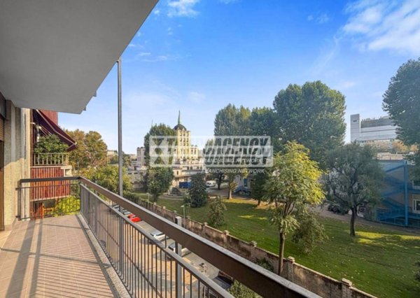 appartamento in vendita a Milano in zona Città Studi