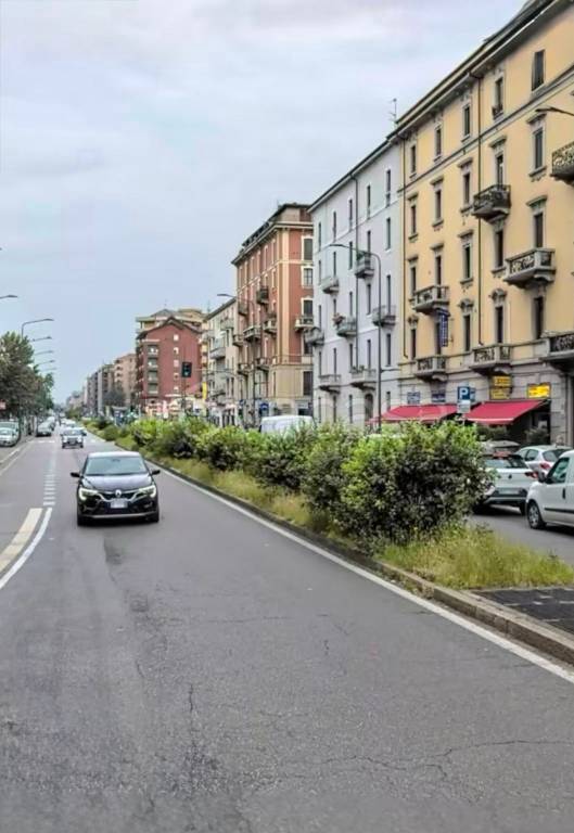 appartamento in vendita a Milano in zona Gorla