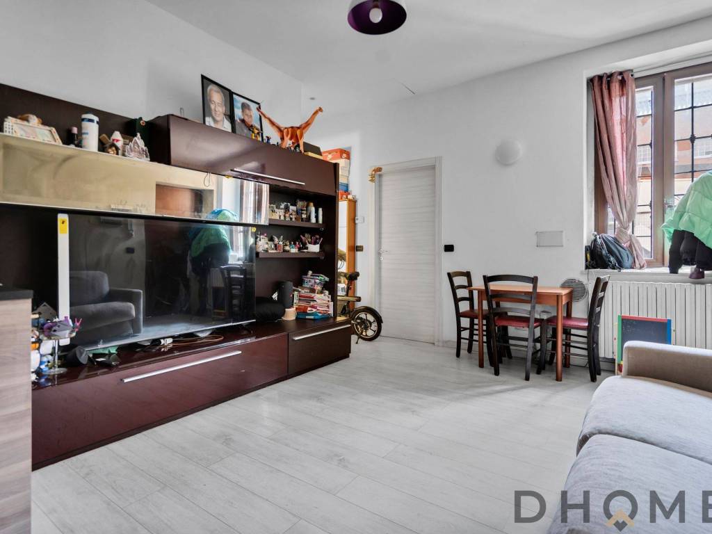 appartamento in vendita a Milano in zona Bovisa