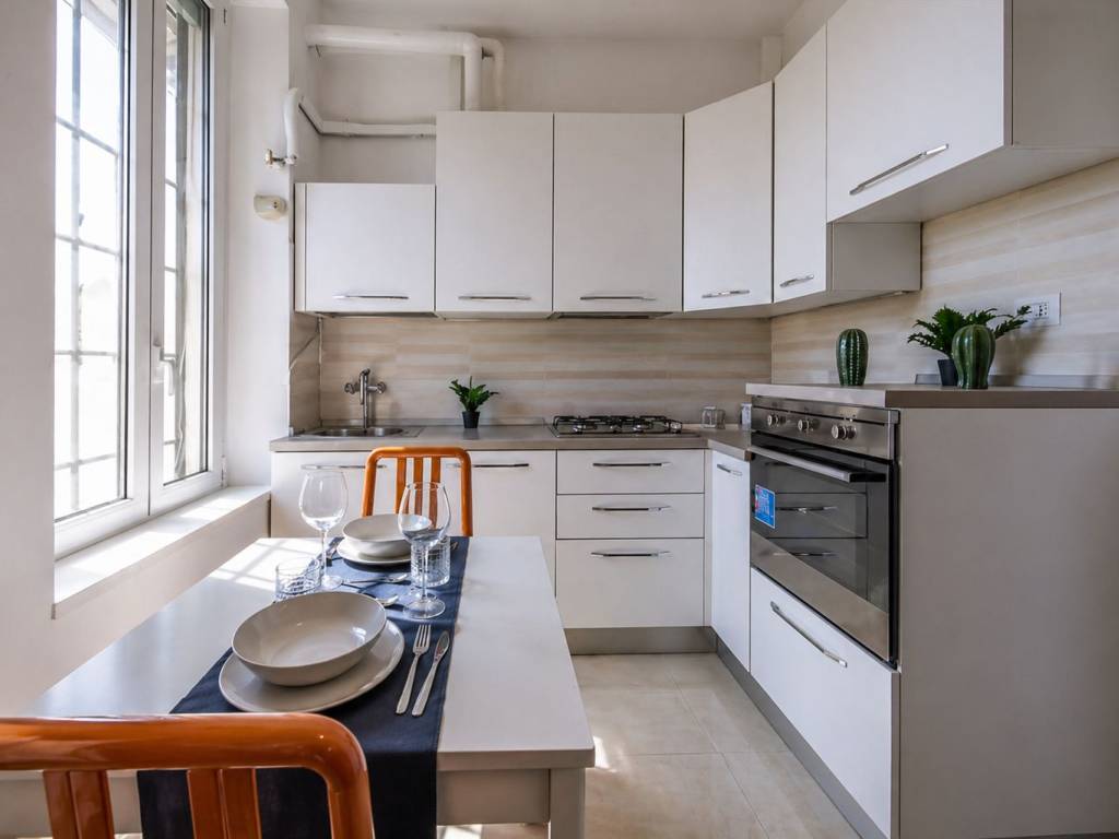 appartamento in vendita a Milano in zona Vigentino