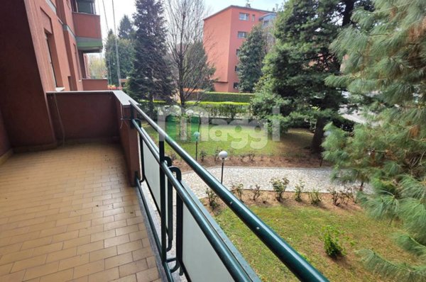 appartamento in vendita a Milano in zona Corvetto