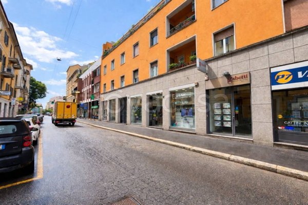 appartamento in vendita a Milano in zona Sempione