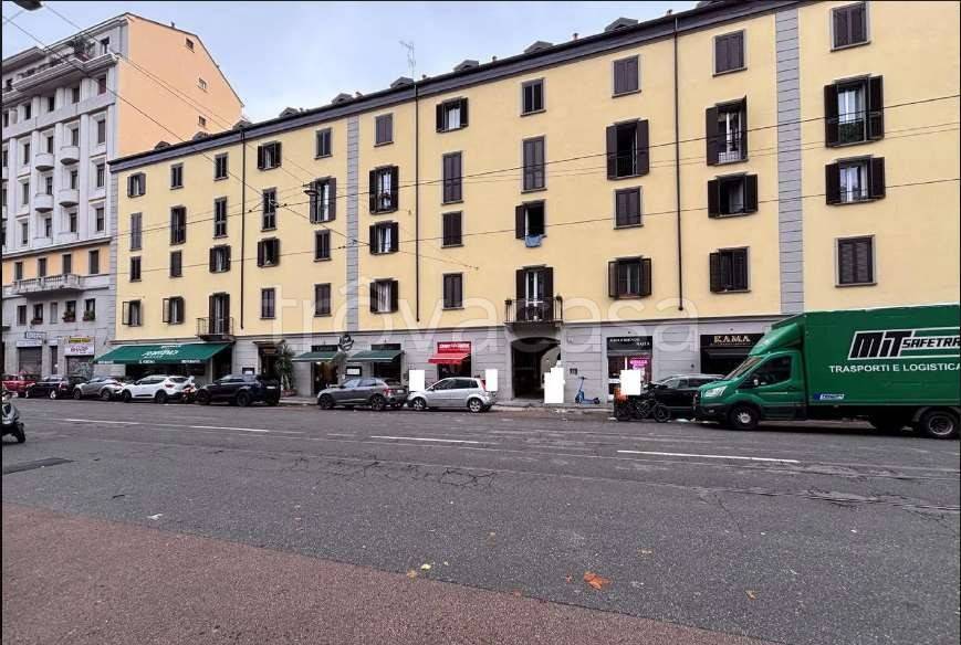 appartamento in vendita a Milano in zona Bocconi