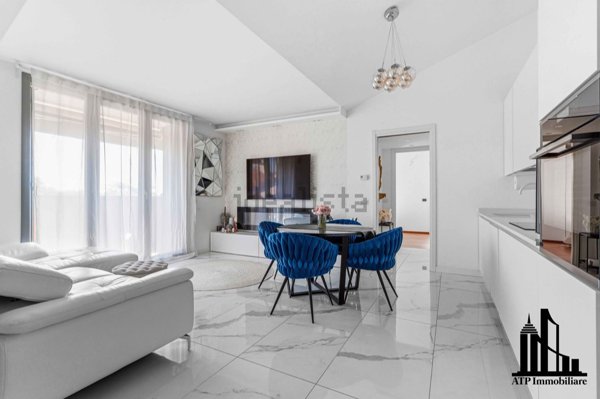 appartamento in vendita a Milano in zona Muggiano