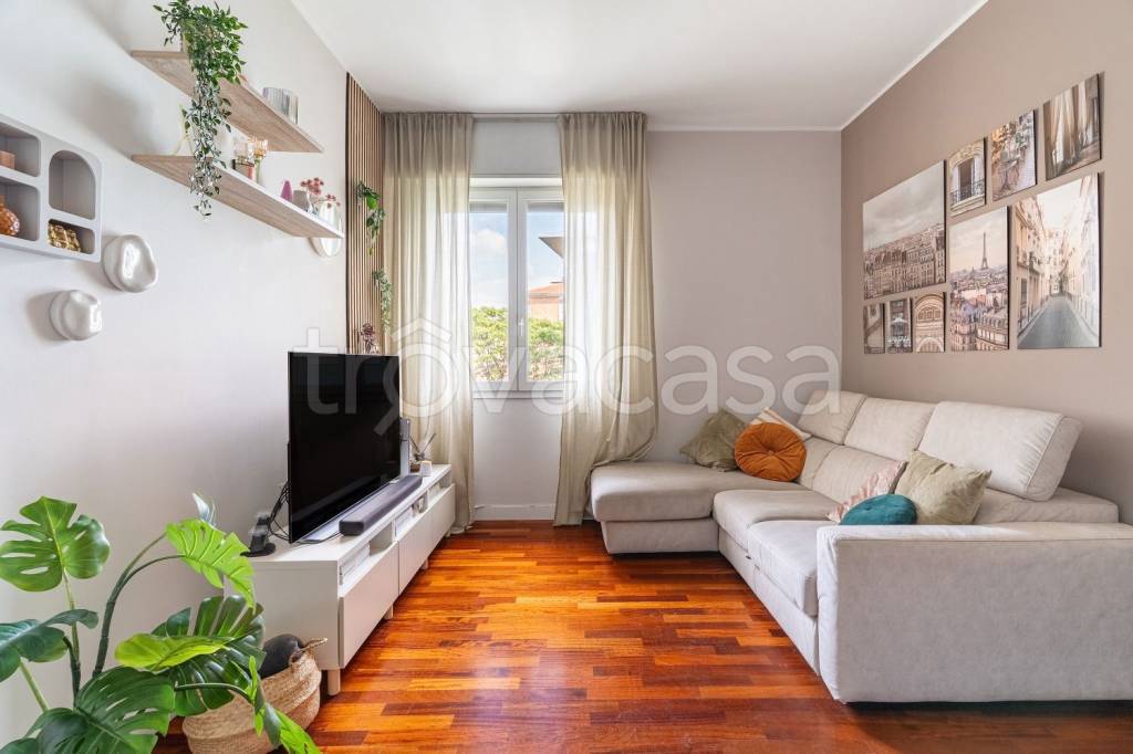 appartamento in vendita a Milano in zona Il Portello