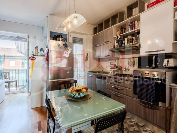 appartamento in vendita a Milano in zona Famagosta