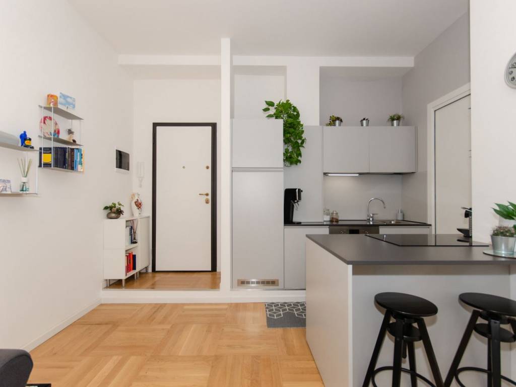 appartamento in vendita a Milano in zona Solari