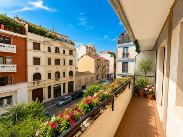 appartamento in vendita a Milano in zona Il Portello