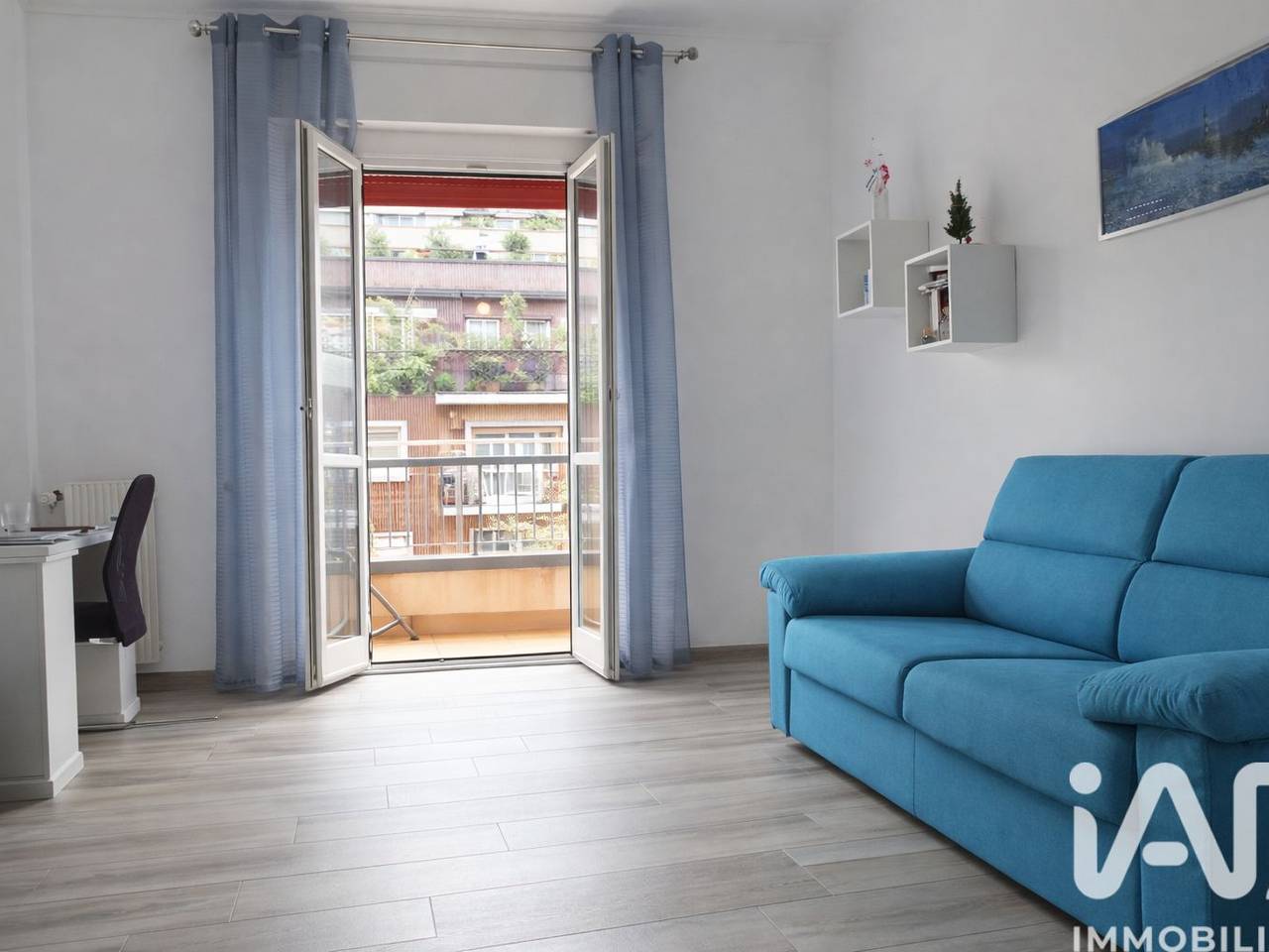appartamento in vendita a Milano in zona Lorenteggio
