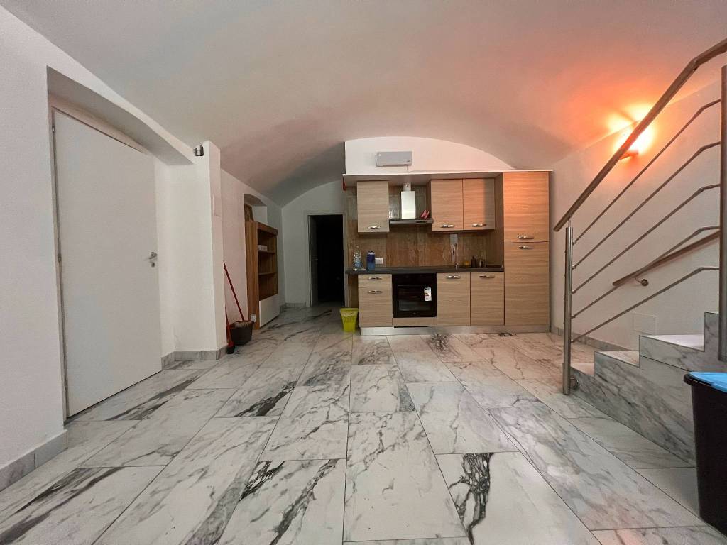 appartamento in vendita a Milano in zona Loreto