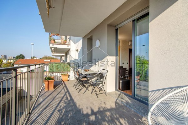 appartamento in vendita a Milano in zona Villapizzone