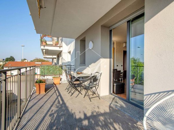 appartamento in vendita a Milano in zona Villapizzone