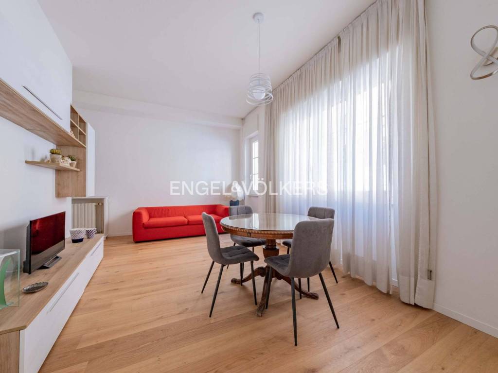 appartamento in vendita a Milano in zona Città Studi