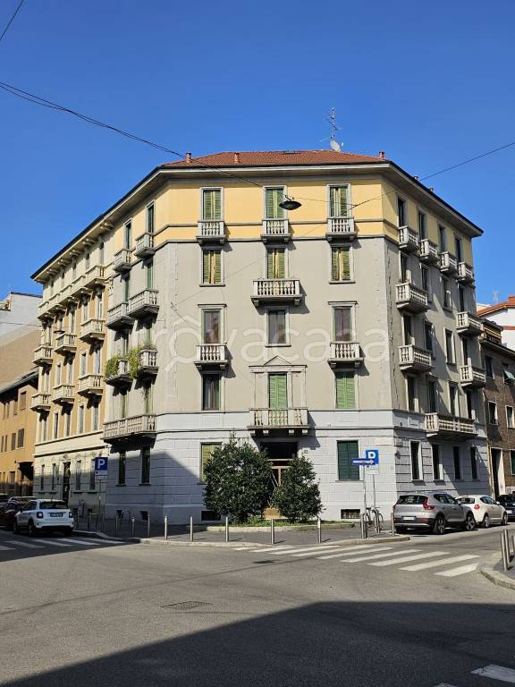 appartamento in vendita a Milano in zona Città Studi