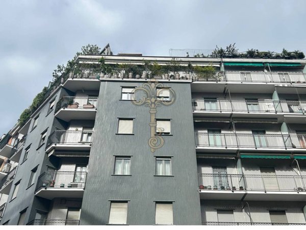 appartamento in vendita a Milano in zona Isola