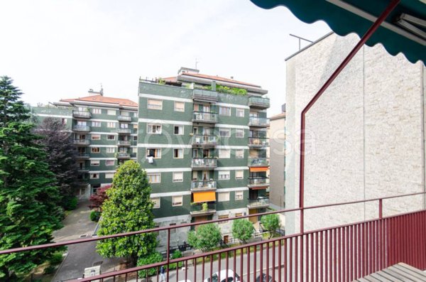 appartamento in vendita a Milano in zona San Siro