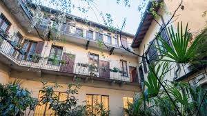 appartamento in vendita a Milano in zona Isola