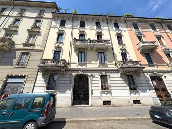 appartamento in vendita a Milano in zona Centro Direzionale