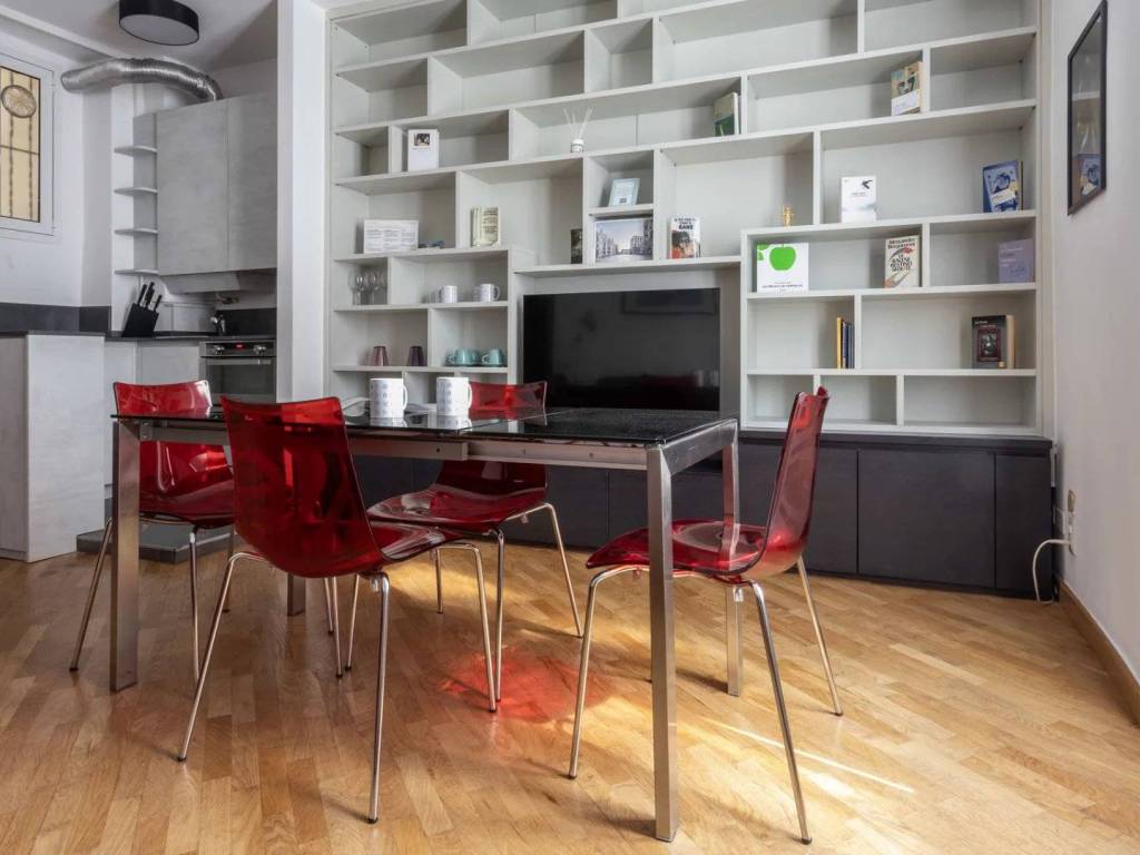 appartamento in vendita a Milano in zona Centro Direzionale