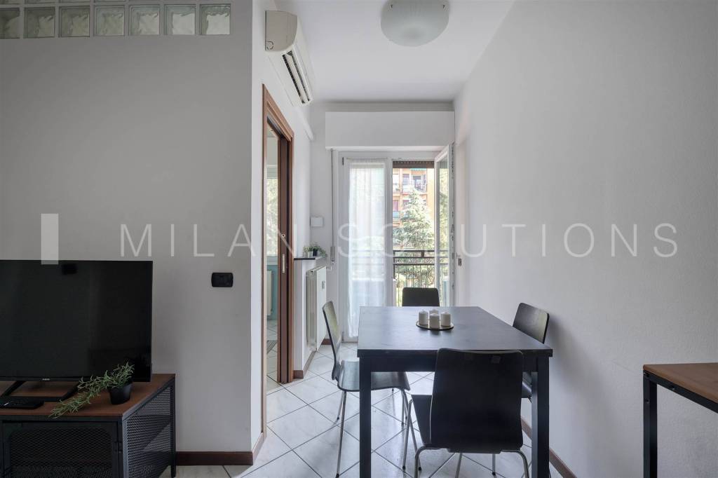 appartamento in vendita a Milano in zona Lambrate