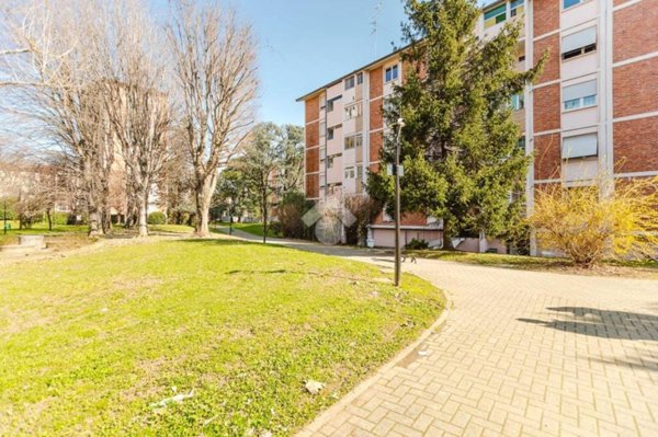 appartamento in vendita a Milano in zona Prato Centenaro