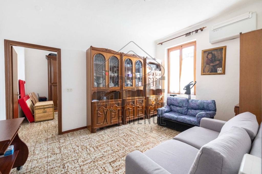 appartamento in vendita a Milano in zona Dergano