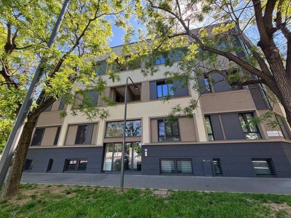 casa indipendente in vendita a Milano in zona Isola