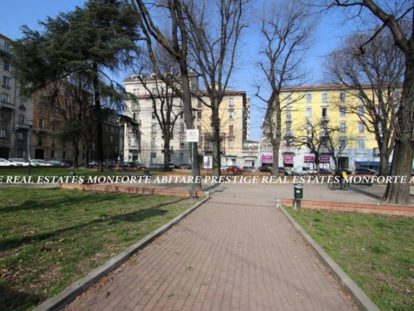 appartamento in vendita a Milano in zona XXII Marzo