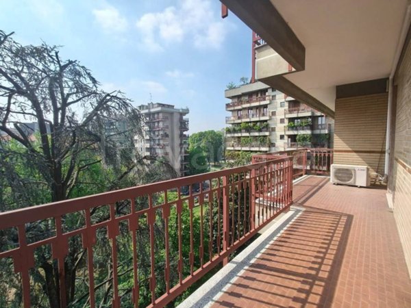 appartamento in vendita a Milano in zona Bande Nere