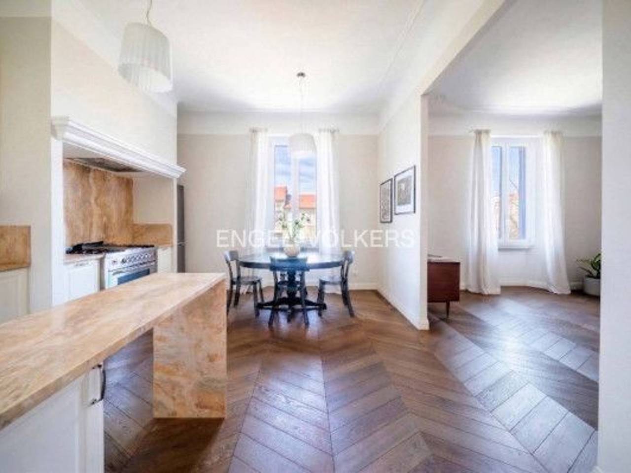 appartamento in vendita a Milano in zona Città Studi