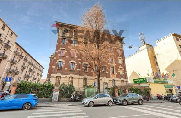 appartamento in vendita a Milano in zona Loreto