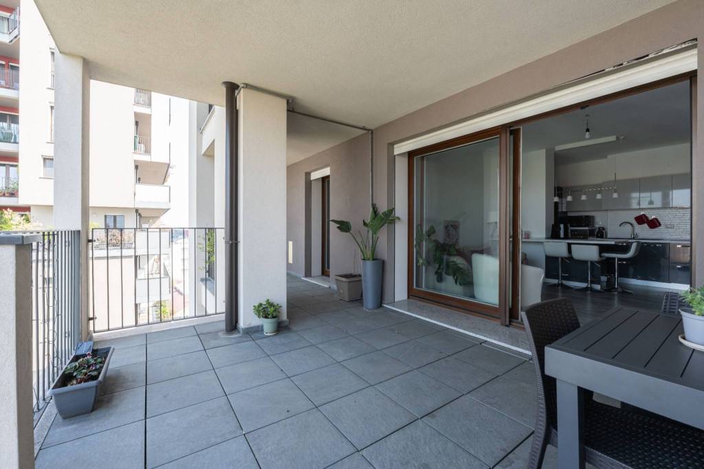 appartamento in vendita a Milano in zona Vigentino
