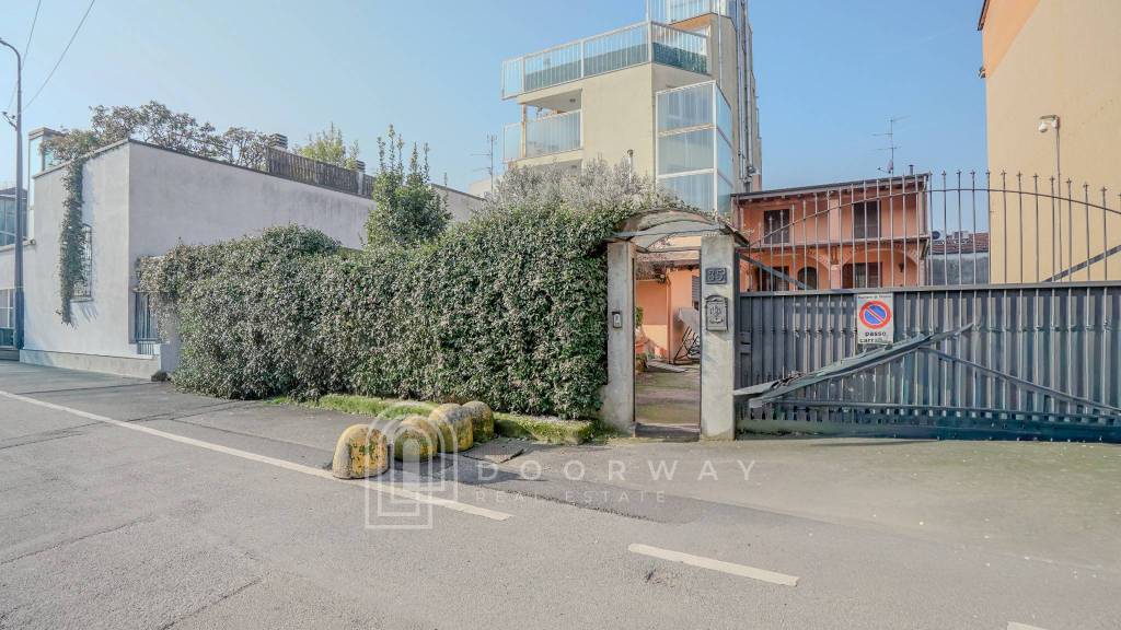 casa indipendente in vendita a Milano in zona Bovisa