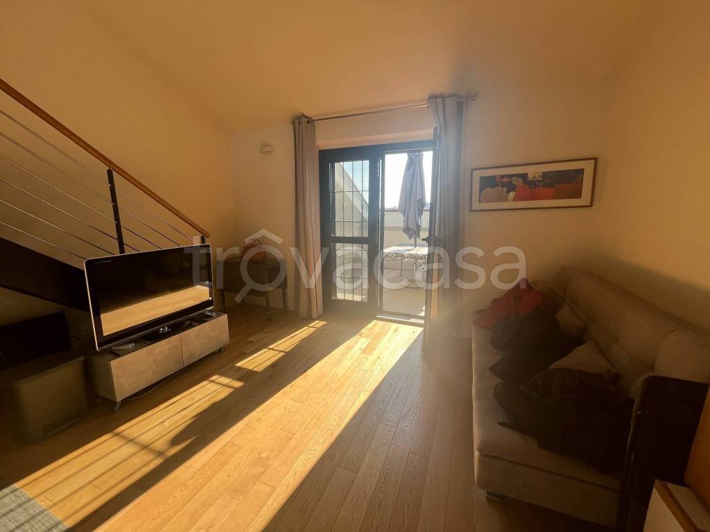appartamento in vendita a Milano in zona Gratosoglio