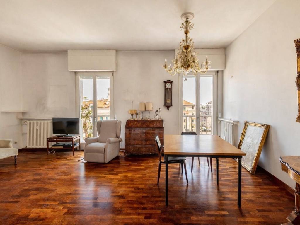 appartamento in vendita a Milano in zona Solari