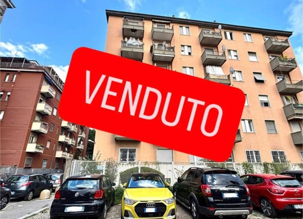 appartamento in vendita a Milano in zona Gorla