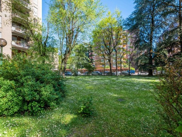 appartamento in vendita a Milano in zona Maggiolina