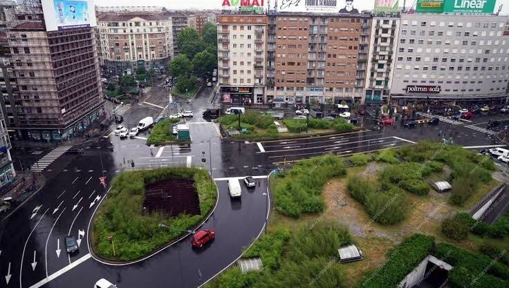 intera palazzina in vendita a Milano in zona Città Studi