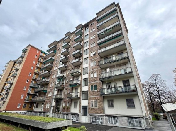 appartamento in vendita a Milano in zona Affori