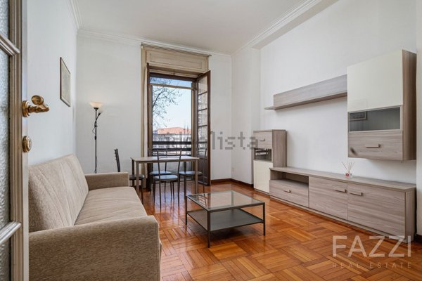 appartamento in vendita a Milano in zona Dergano