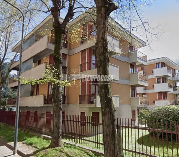 ufficio in vendita a Milano in zona Niguarda